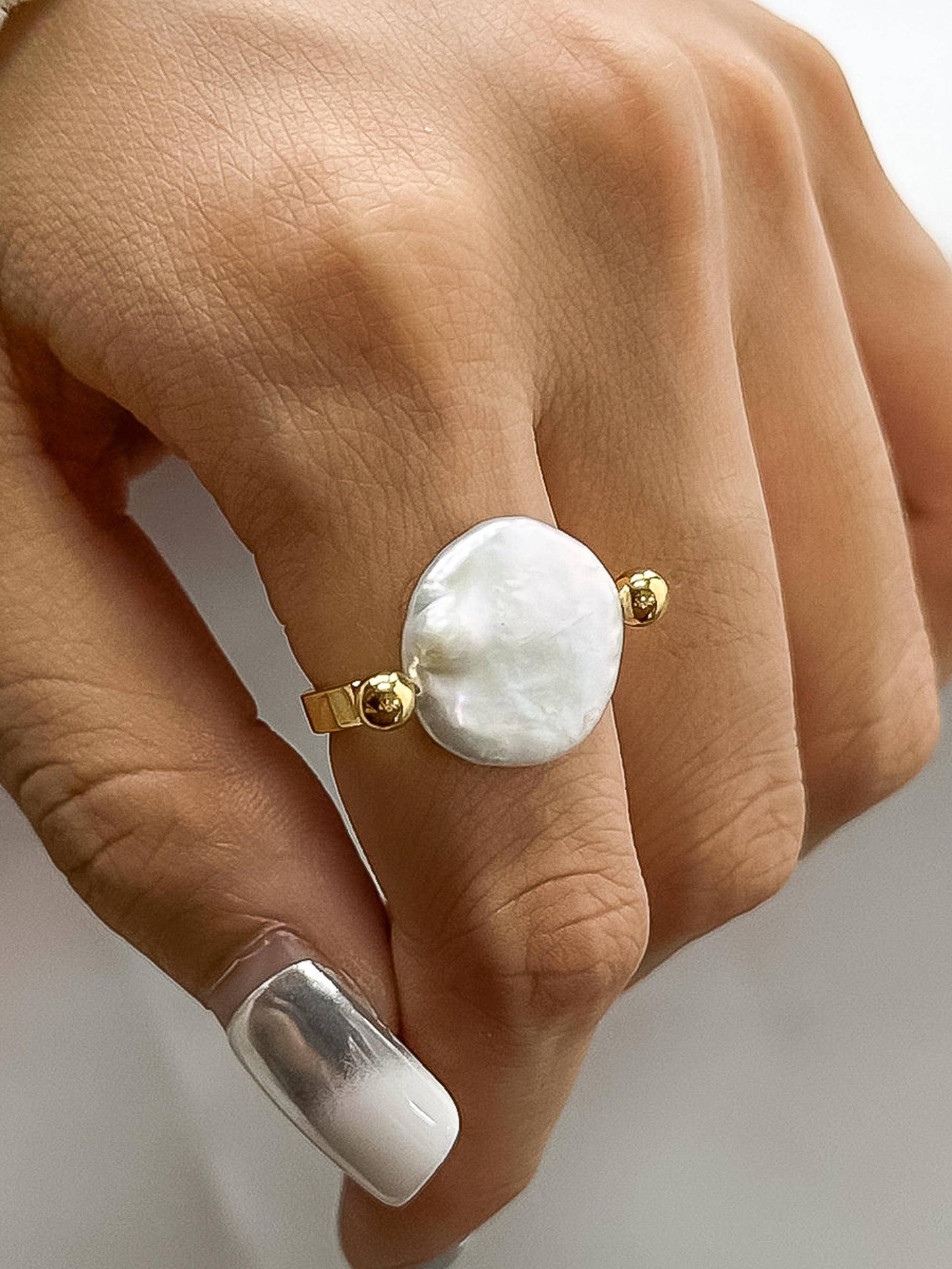 DORA 18K GOLD PEARL RING