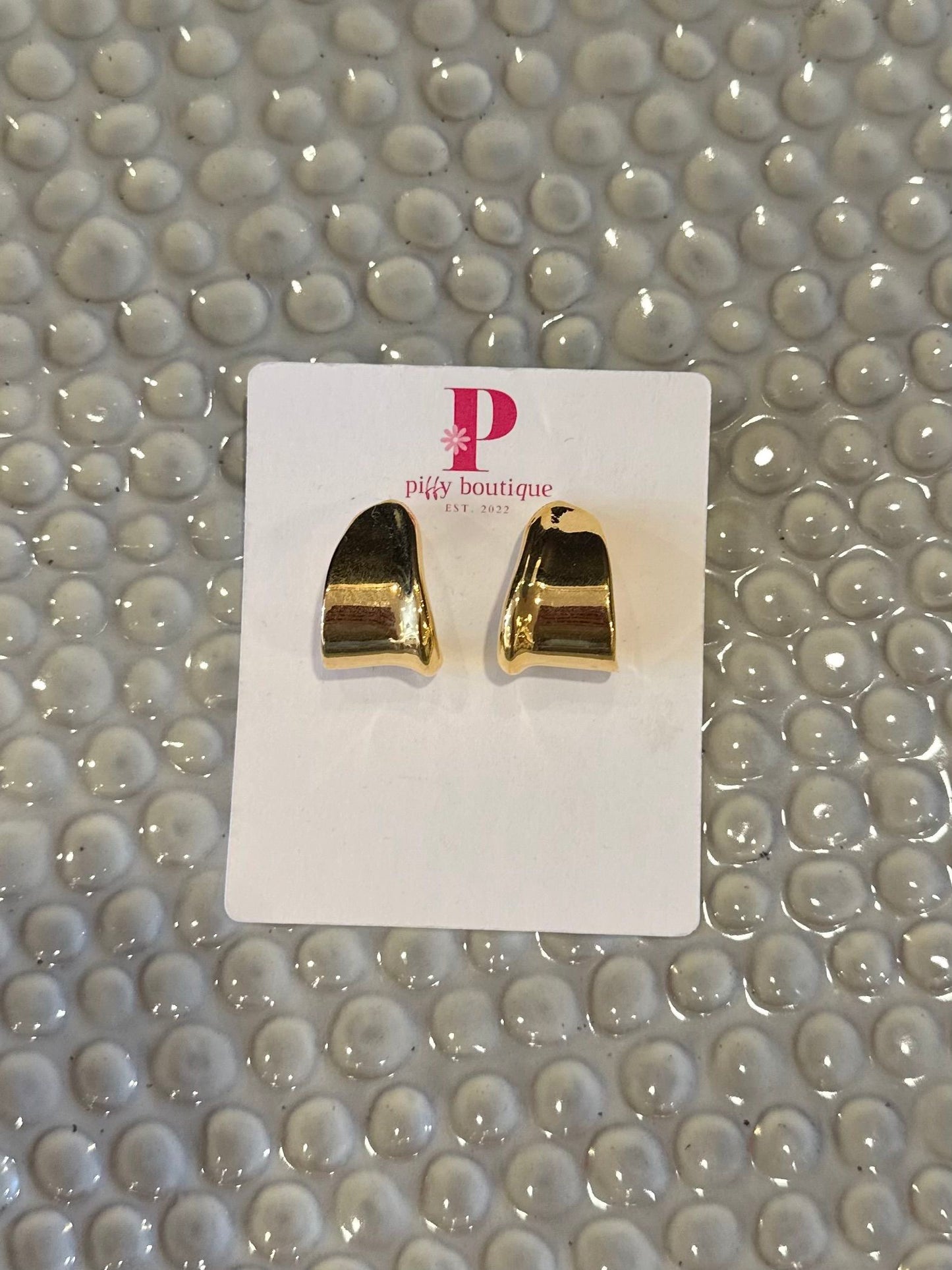 SIGNATURE GOLD DIPPED EARRINGS