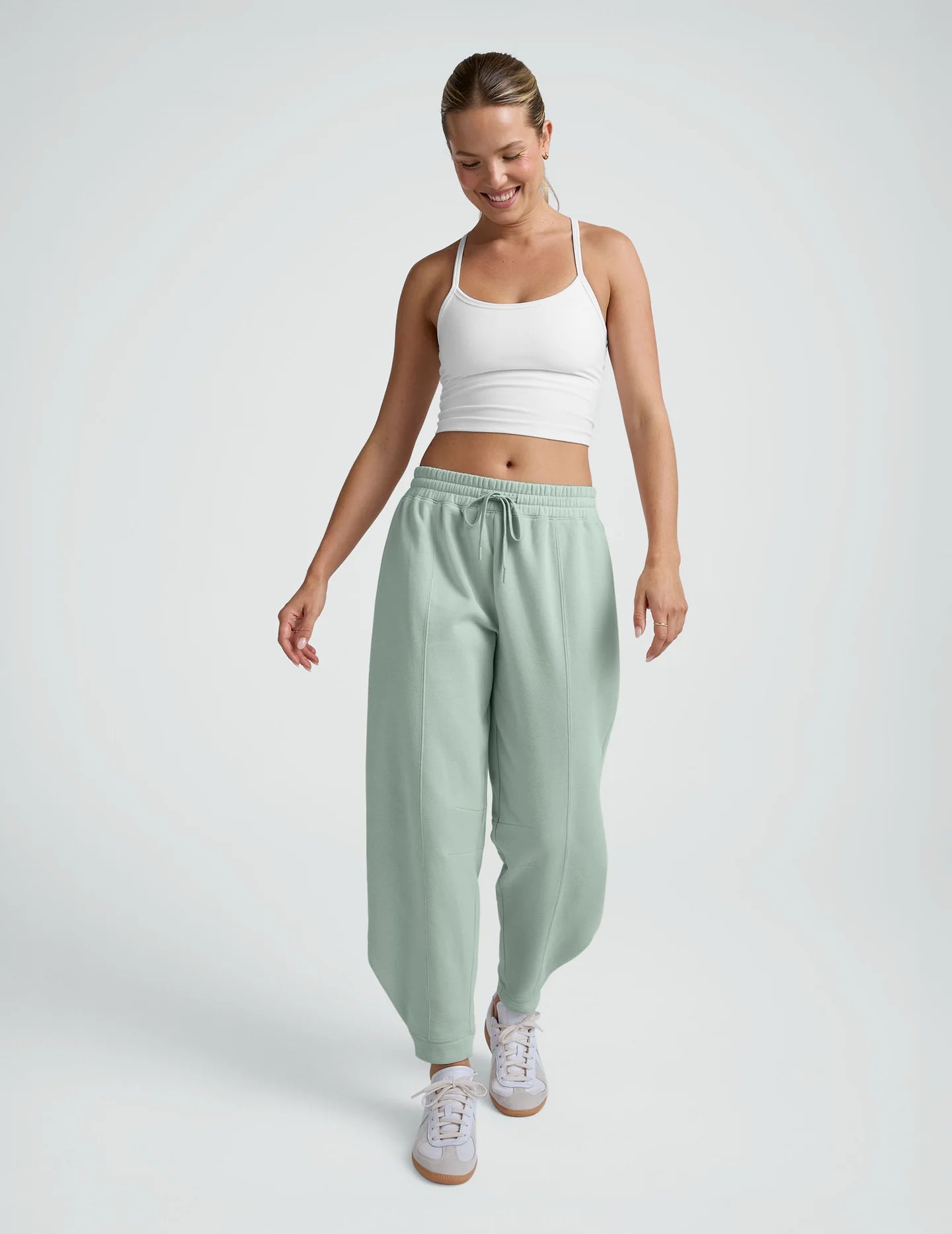 LUXEFLEECE BARREL SWEAT PANTS