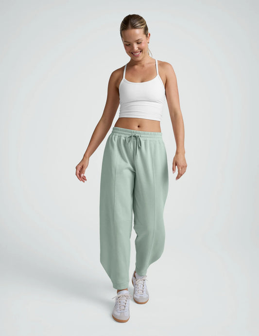 LUXEFLEECE BARREL SWEAT PANTS