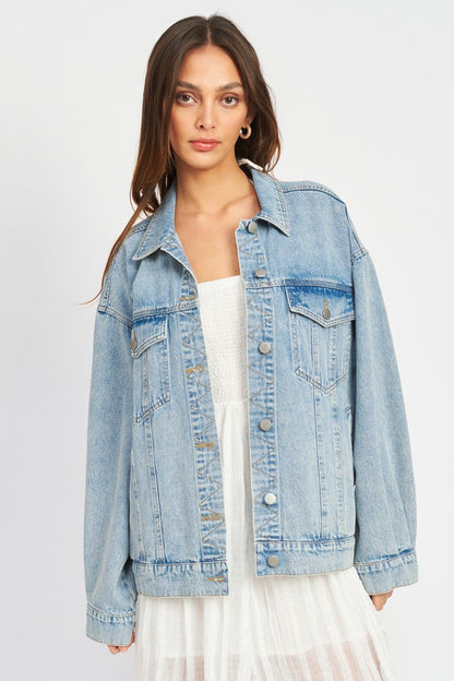 BUTTON UP OVERSIZED DENIM JACKET