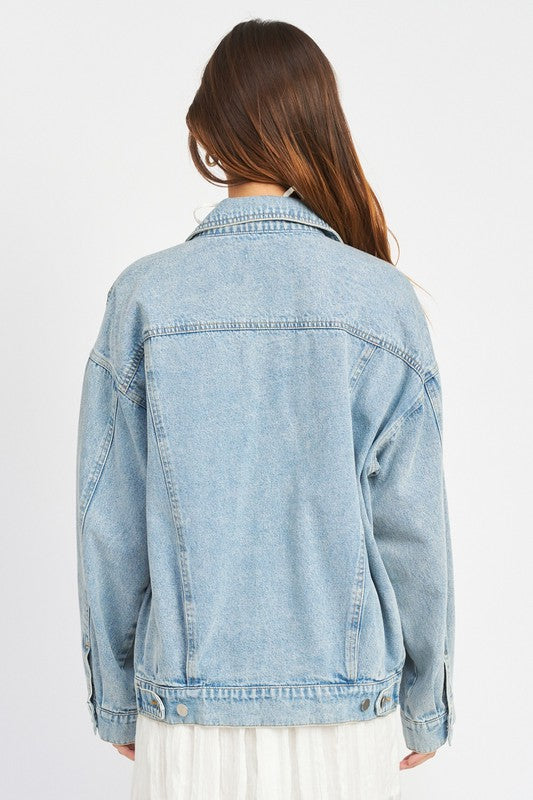 BUTTON UP OVERSIZED DENIM JACKET