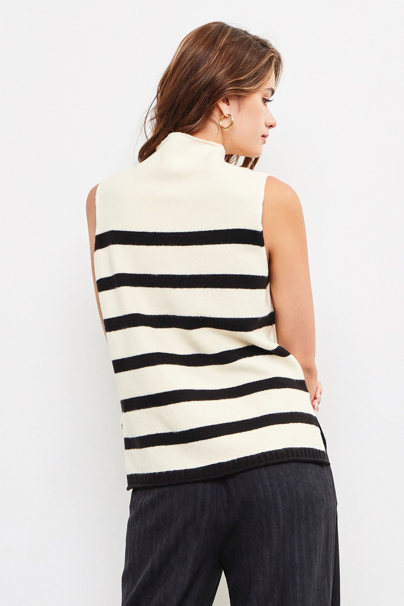 HOPSON MOCK NECK TOP