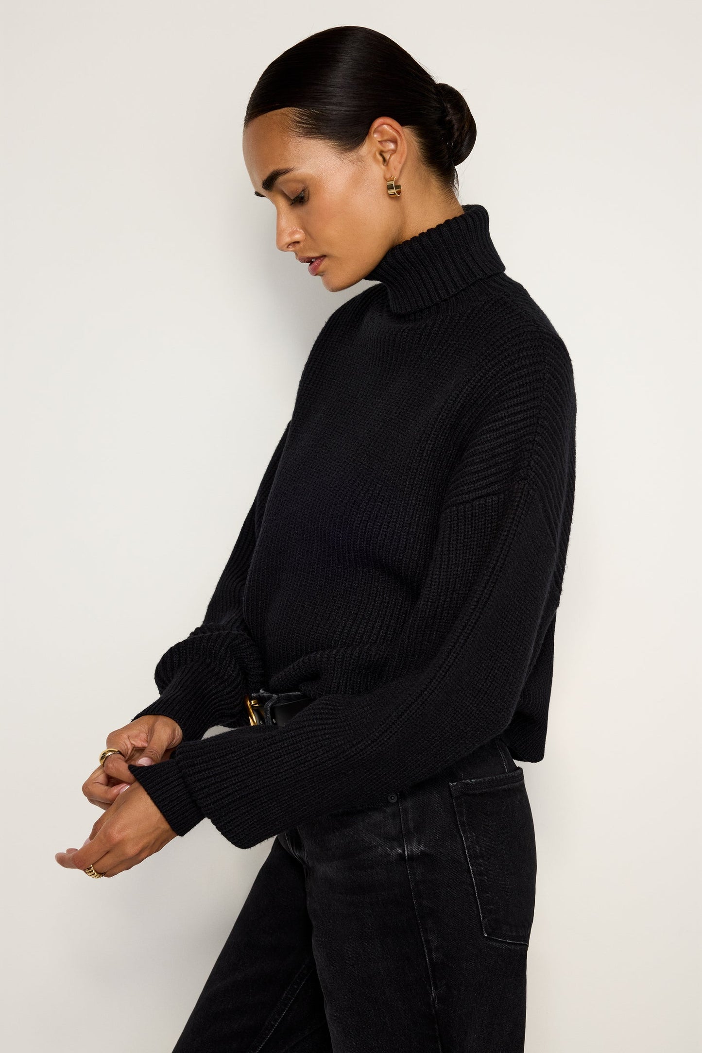 COZY RIBBED TURTLENECK