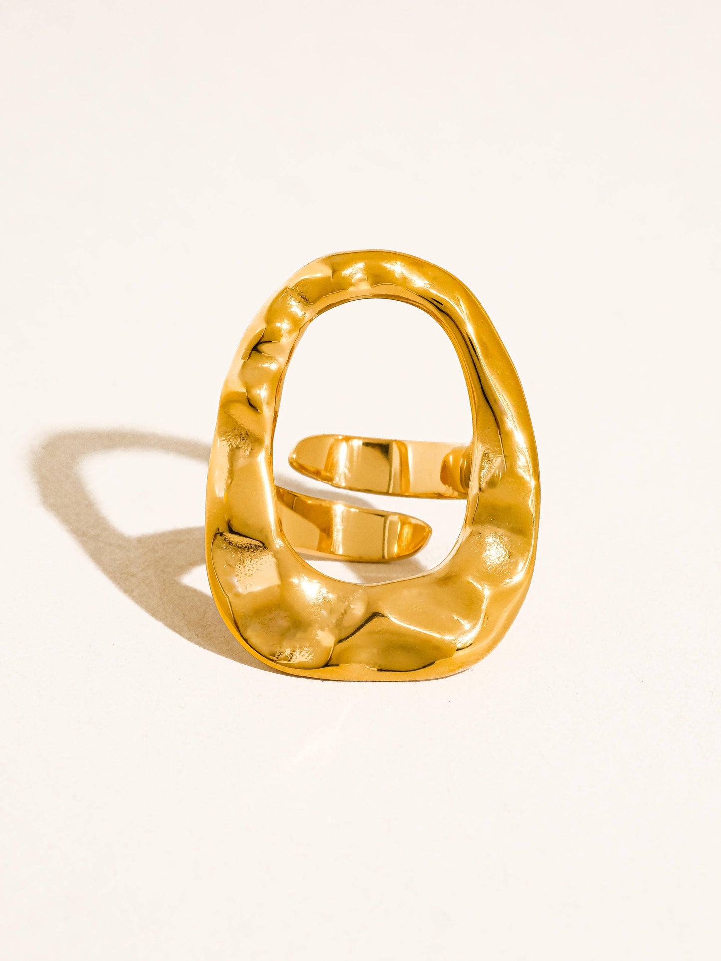 18K GOLD STATEMENT RINGS