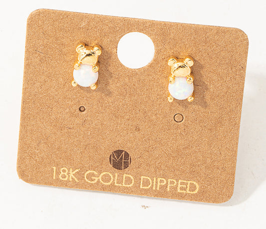 MEET PEARL THE BEAR STUDS