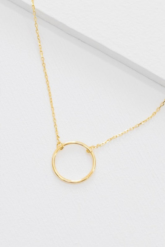 MADDOX CIRCLE CHARM NECKLACE 14K