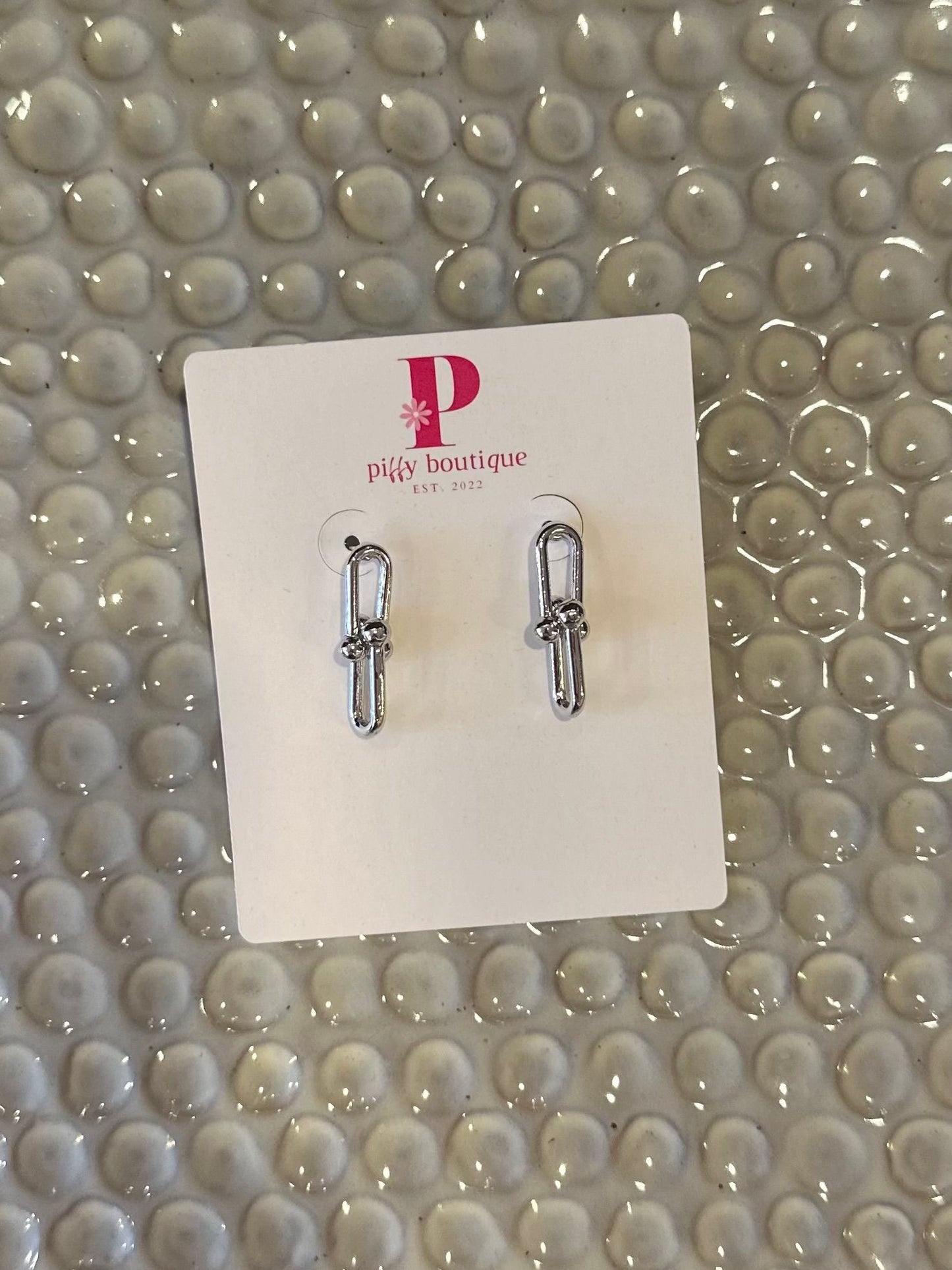 ARDEN DANGLE EARRINGS