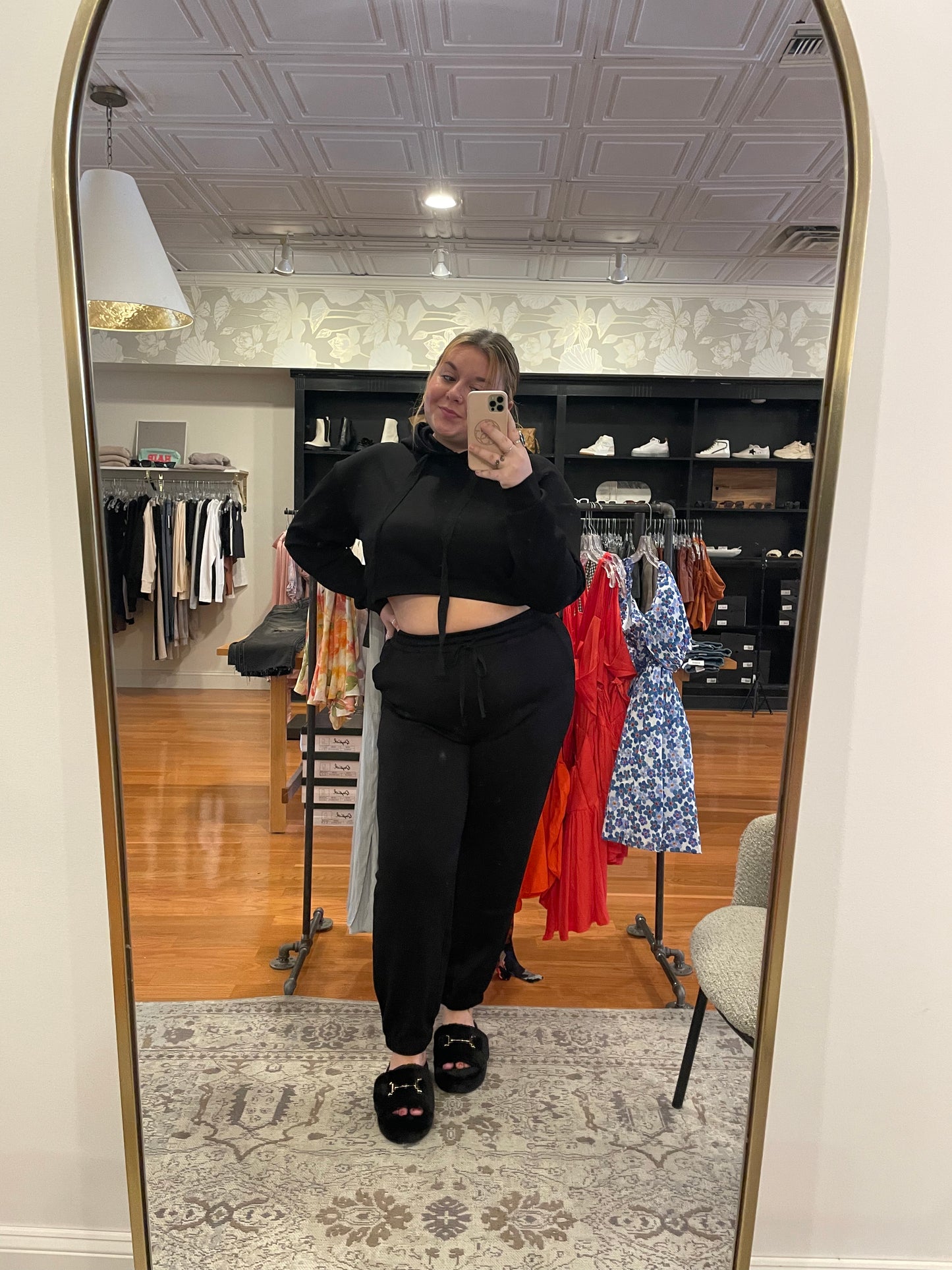 EBONY CROPPED HOODIE TOP