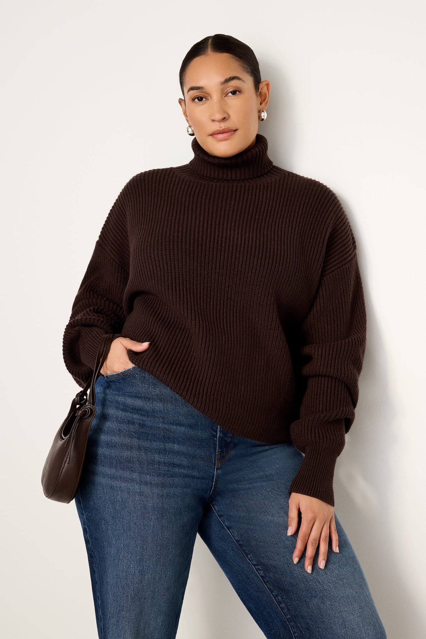 COZY RIBBED TURTLENECK