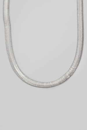 LIZZIE LAYERED NECKLACE