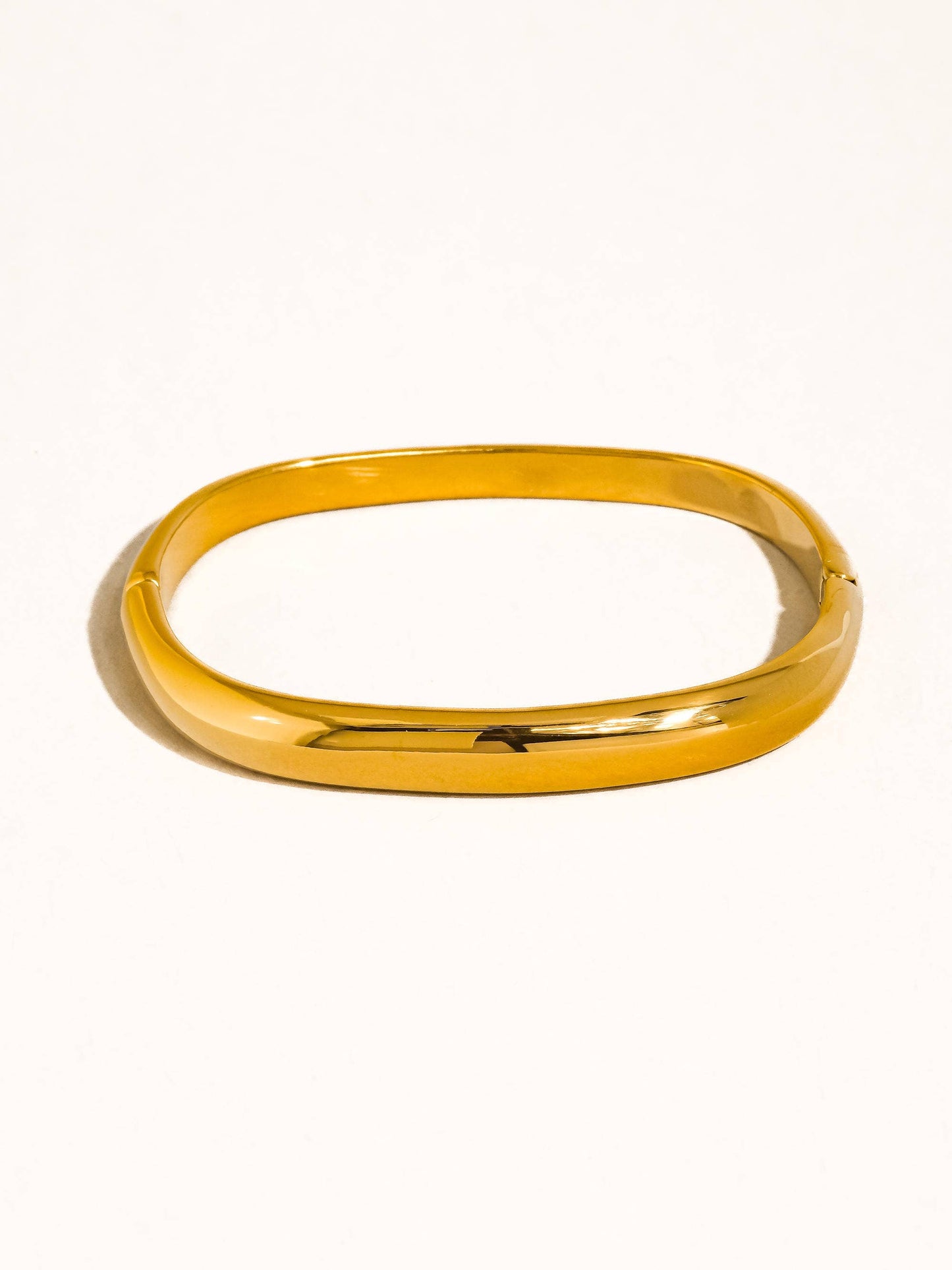 REN 18K GOLD STAINLESS BANGLE