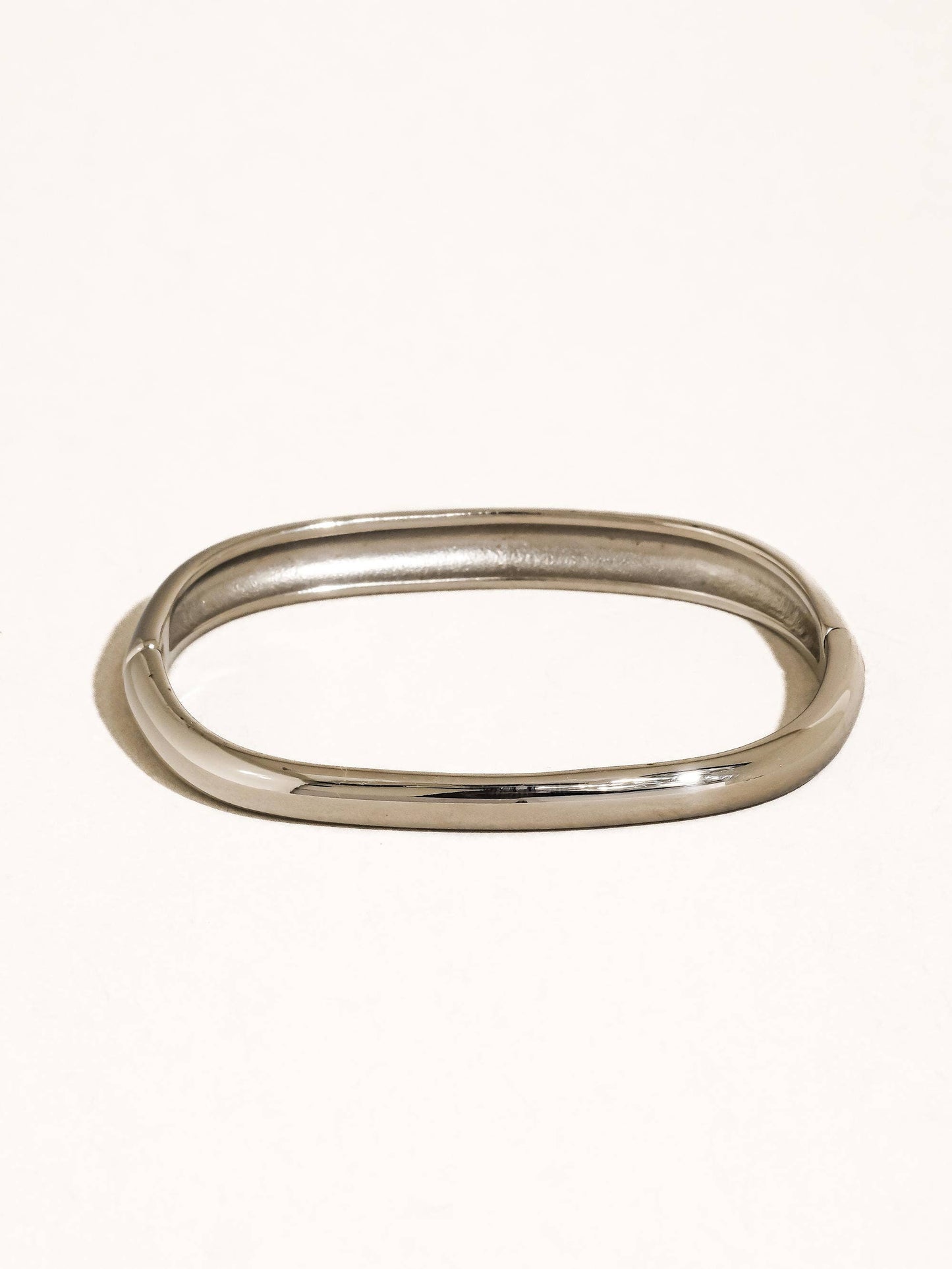 REN 18K GOLD STAINLESS BANGLE