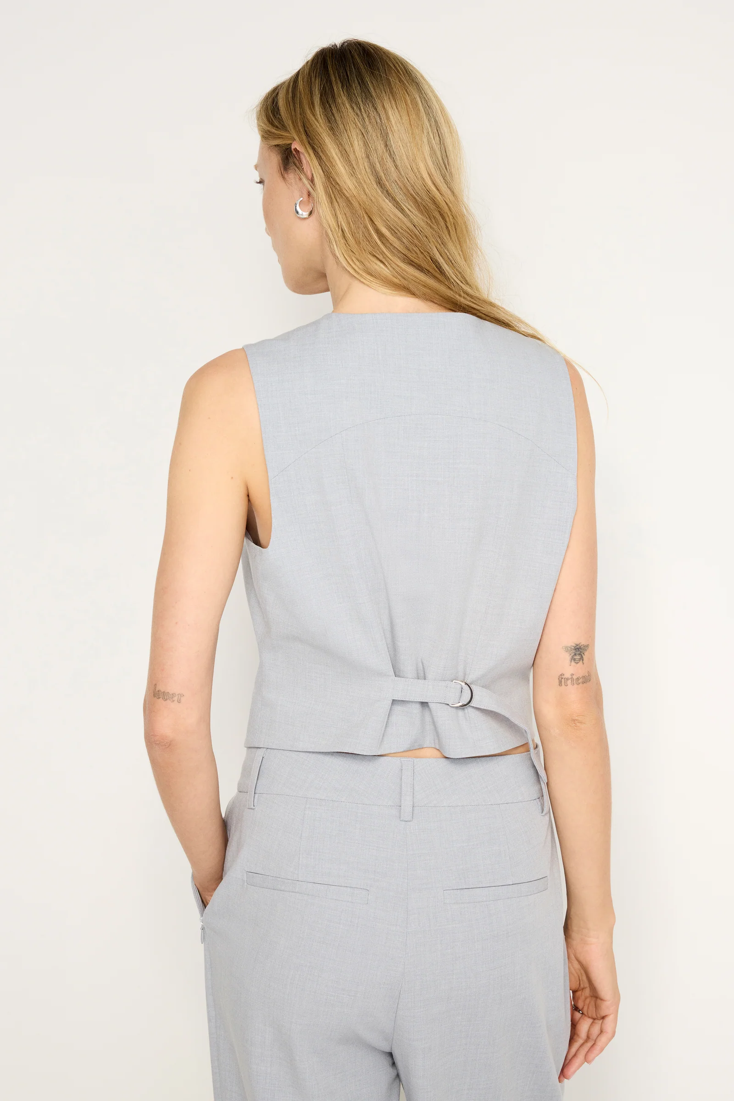 ESSENTIAL SUITING VEST