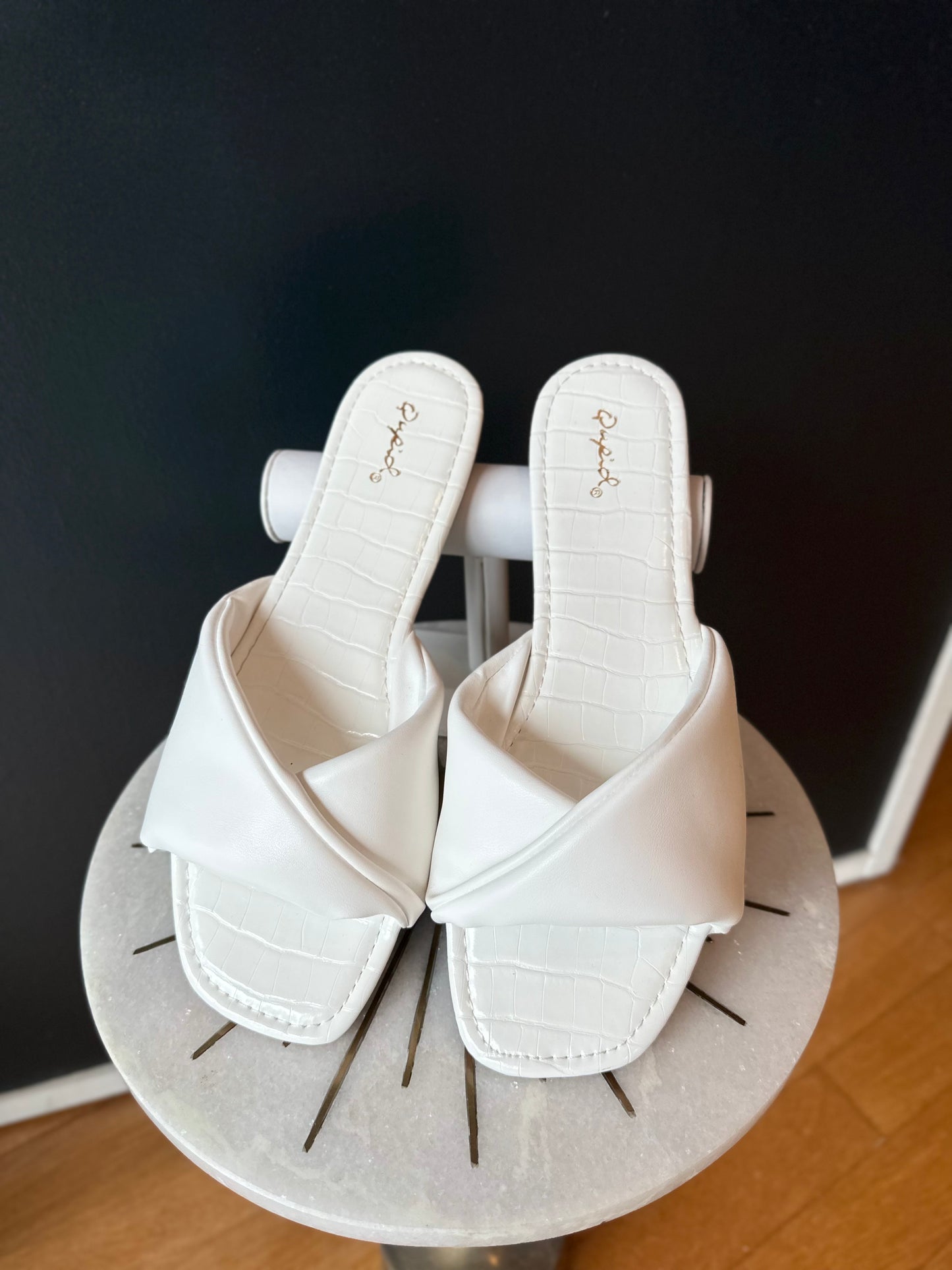 PAIGE SANDAL