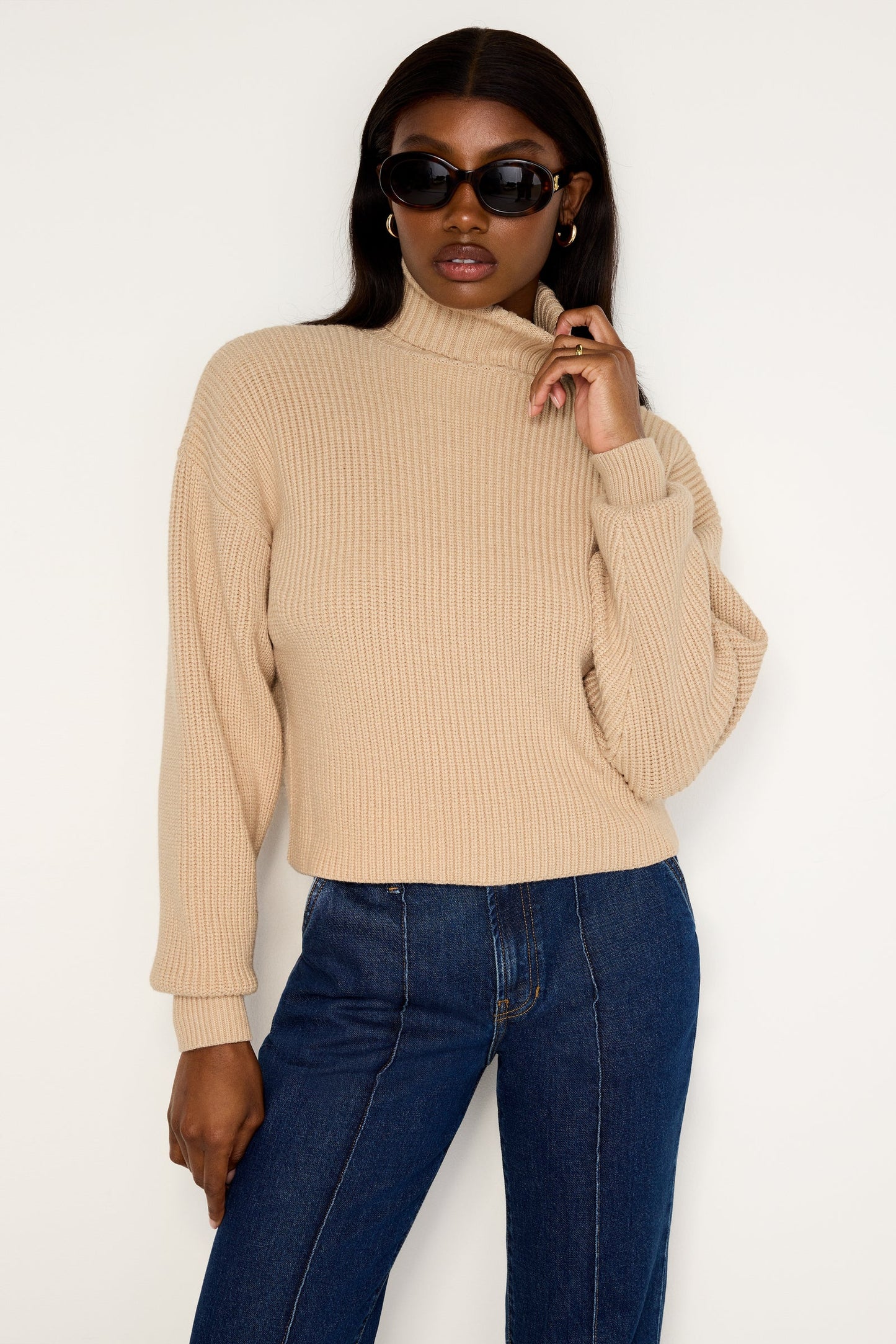 COZY RIBBED TURTLENECK